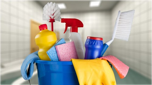 DIY rug cleaning tools for spot treatment and vacuuming