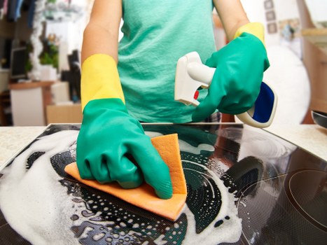 Bromley cleaning services keeping a busy household fresh and organised